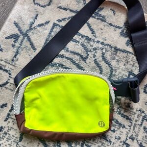 LULULEMON NEON BELT BAG